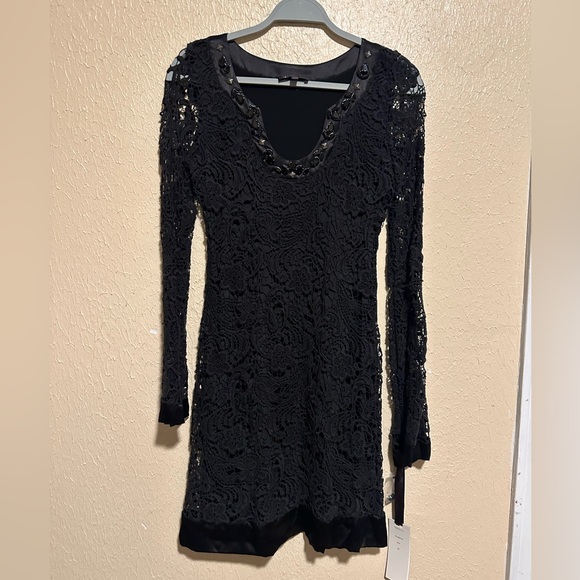 Hale Bob Dresses & Skirts - Hale Bob Embroidered Lace Dress Flare Sleeves Size XS